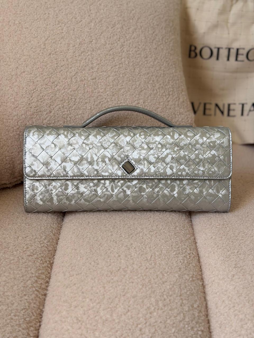 Ladies Bottega bags Lilly Onlines