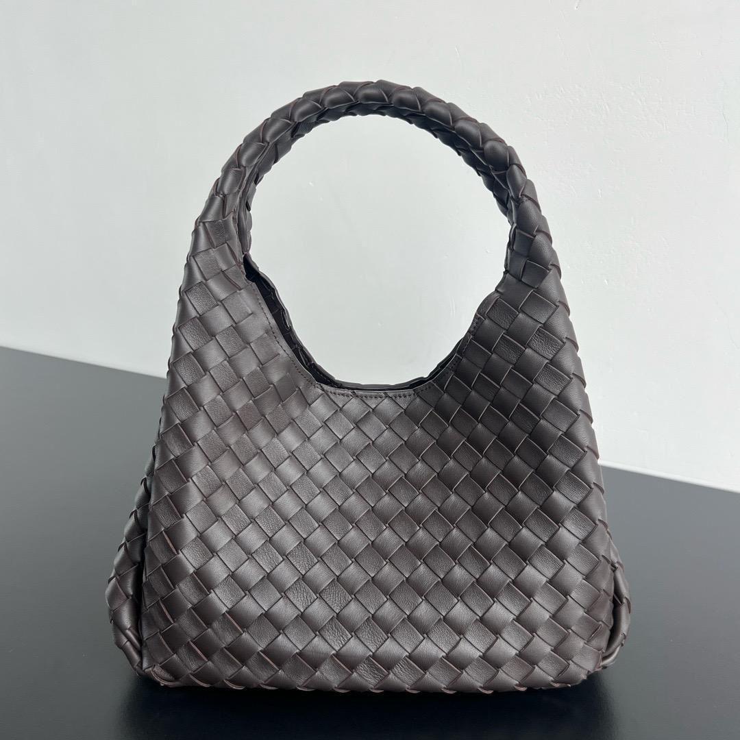 Ladies Bottega bags Lilly Onlines