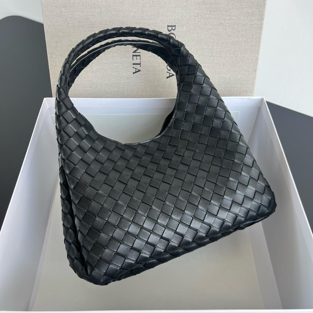 Ladies Bottega bags Lilly Onlines