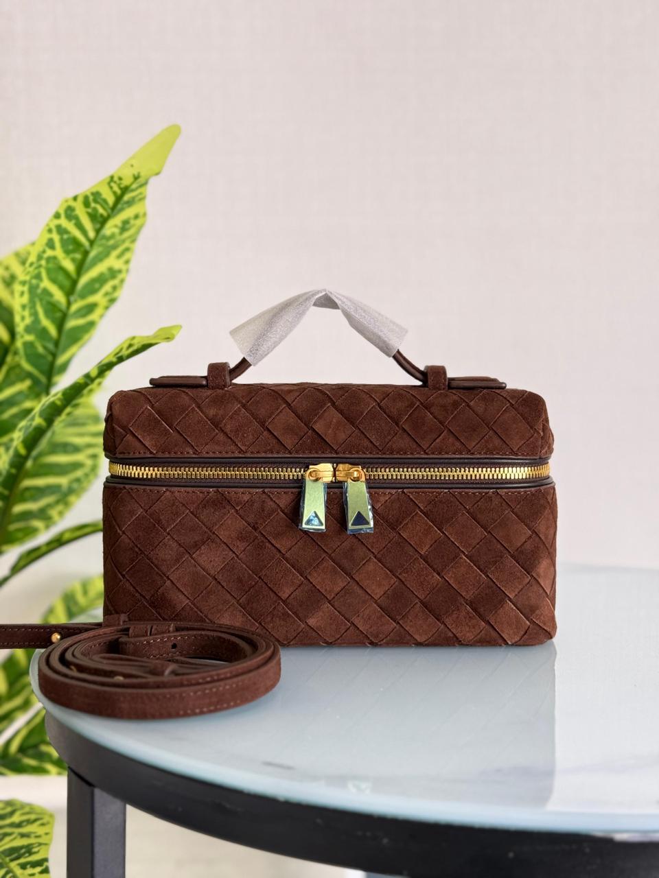 Ladies Bottega bags Lilly Onlines