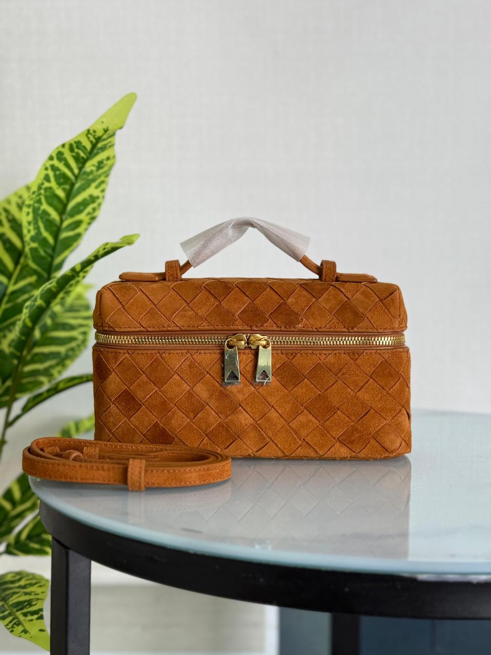 Ladies Bottega bags Lilly Onlines