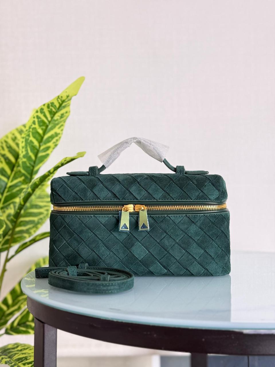 Ladies Bottega bags Lilly Onlines