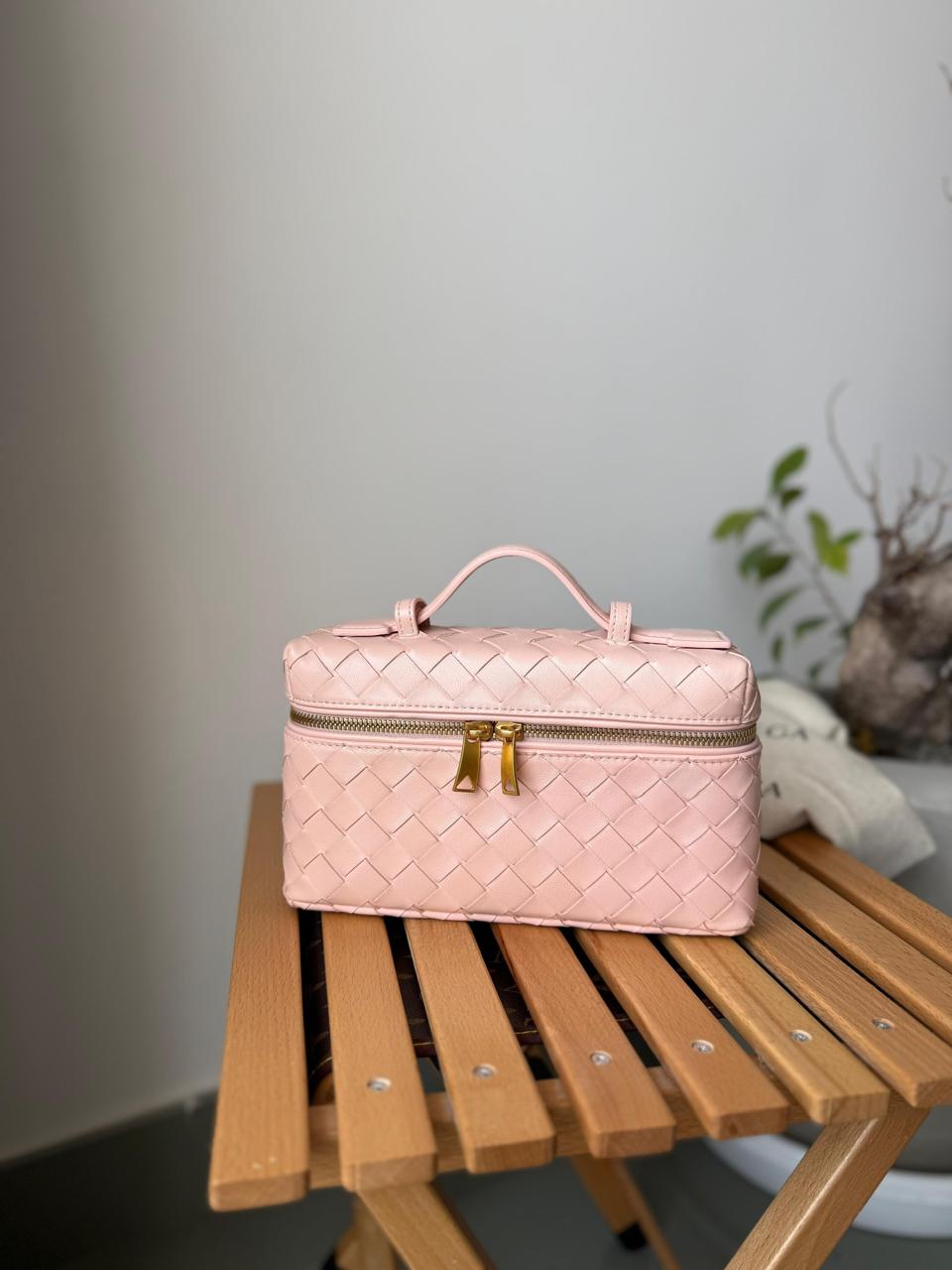 Ladies Bottega bags Lilly Onlines