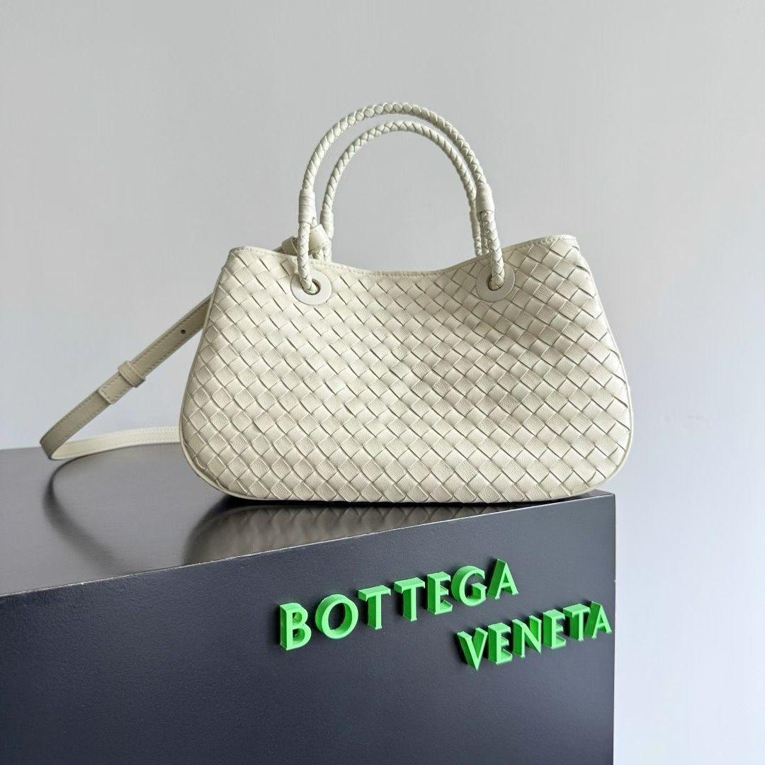 Ladies Bottega bags Lilly Onlines
