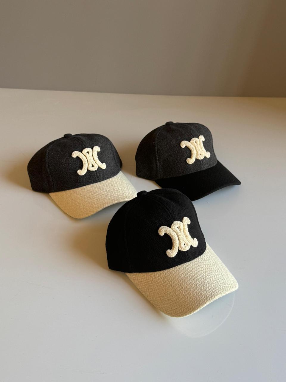 Ladies hats & caps Lilly Onlines