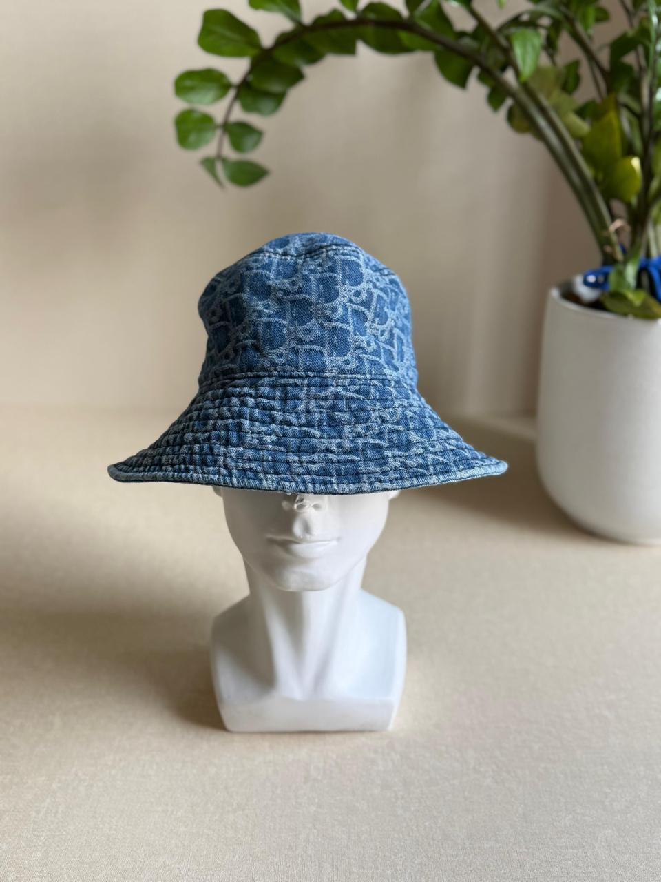 Ladies hats & caps Lilly Onlines