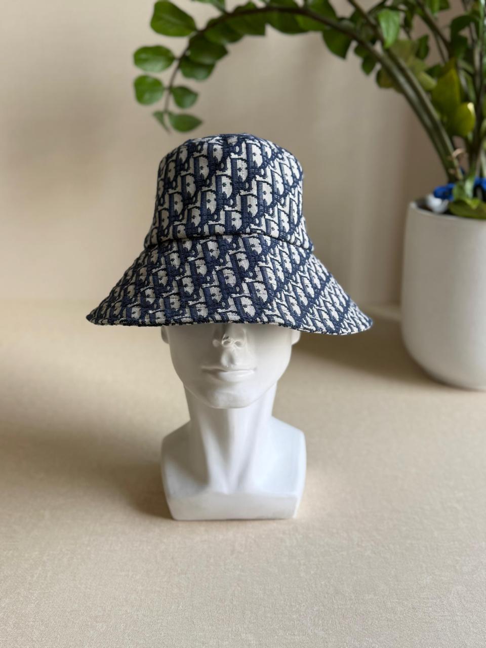 Ladies hats & caps Lilly Onlines
