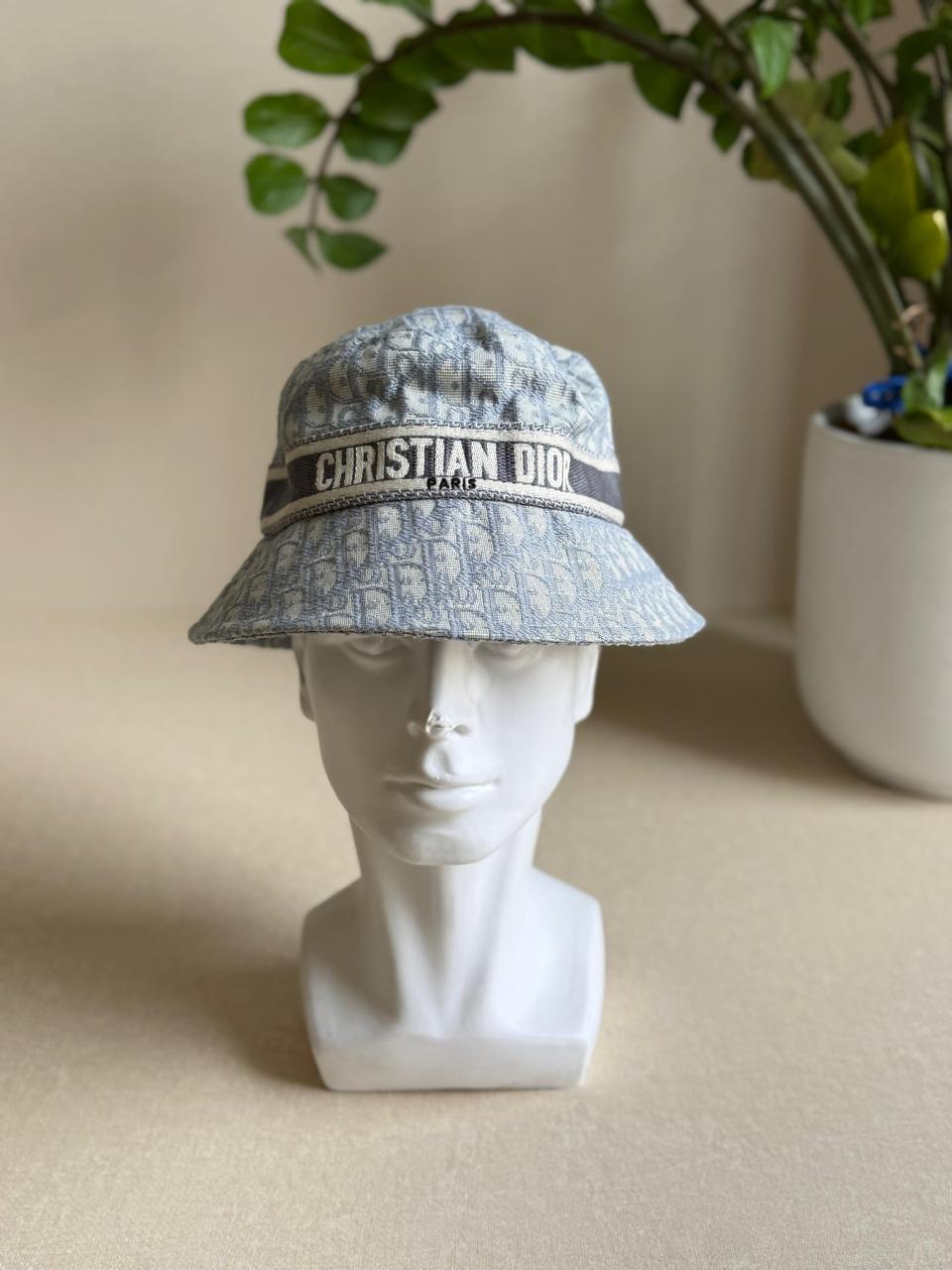 Ladies hats & caps Lilly Onlines