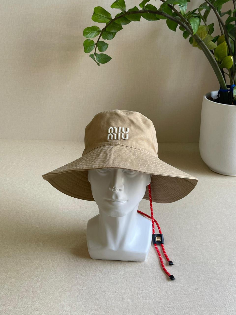 Ladies hats & caps Lilly Onlines