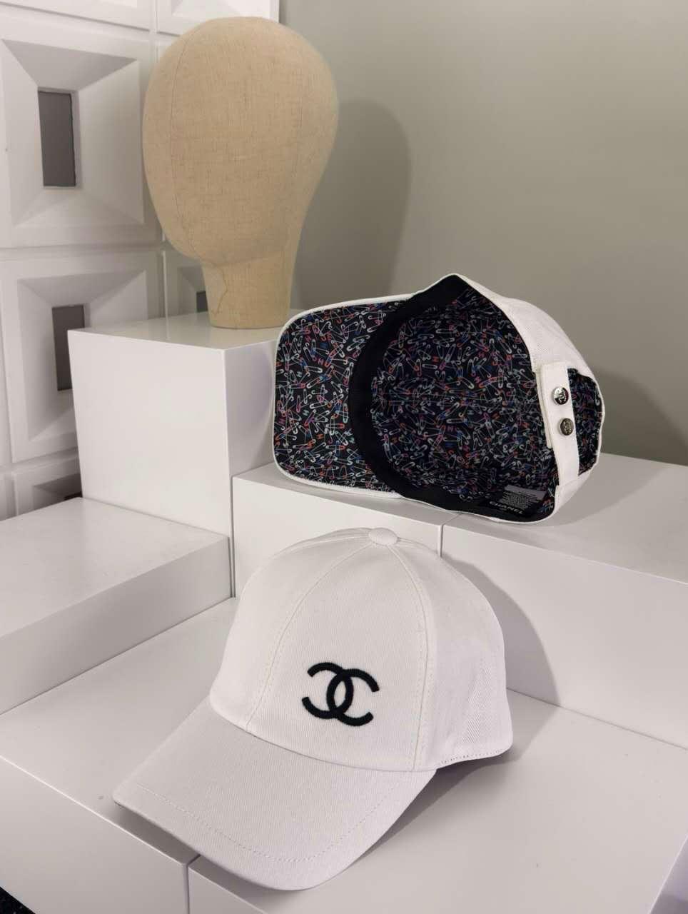 Ladies hats & caps Lilly Onlines