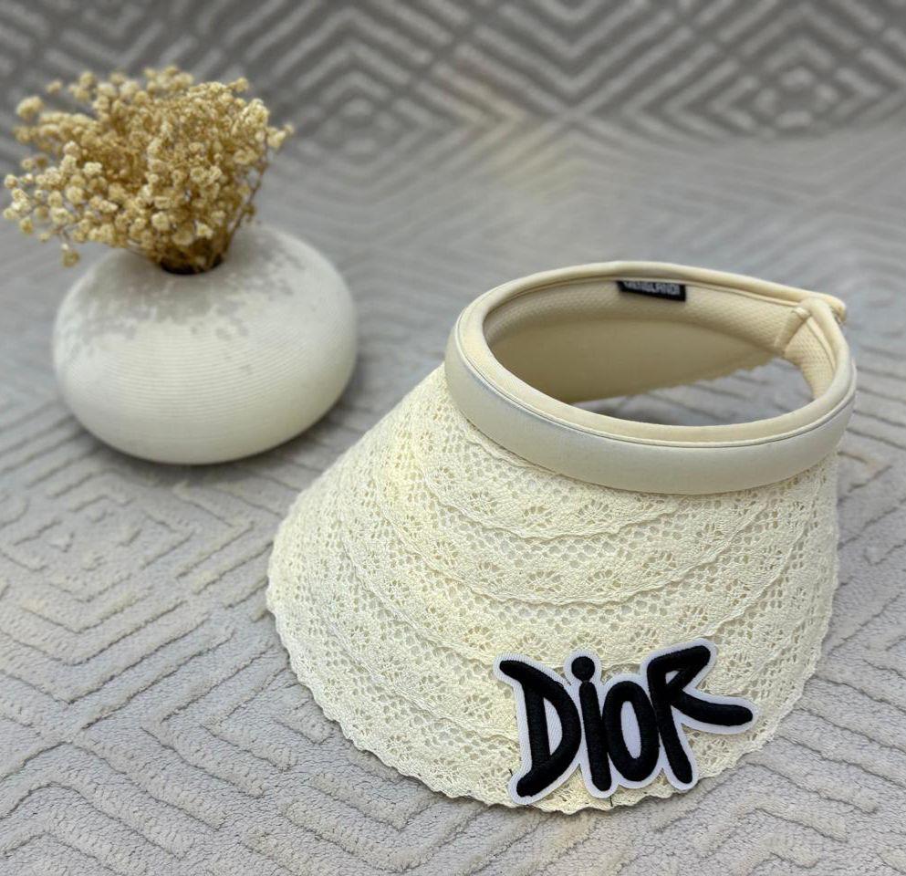 Ladies hats & caps Lilly Onlines