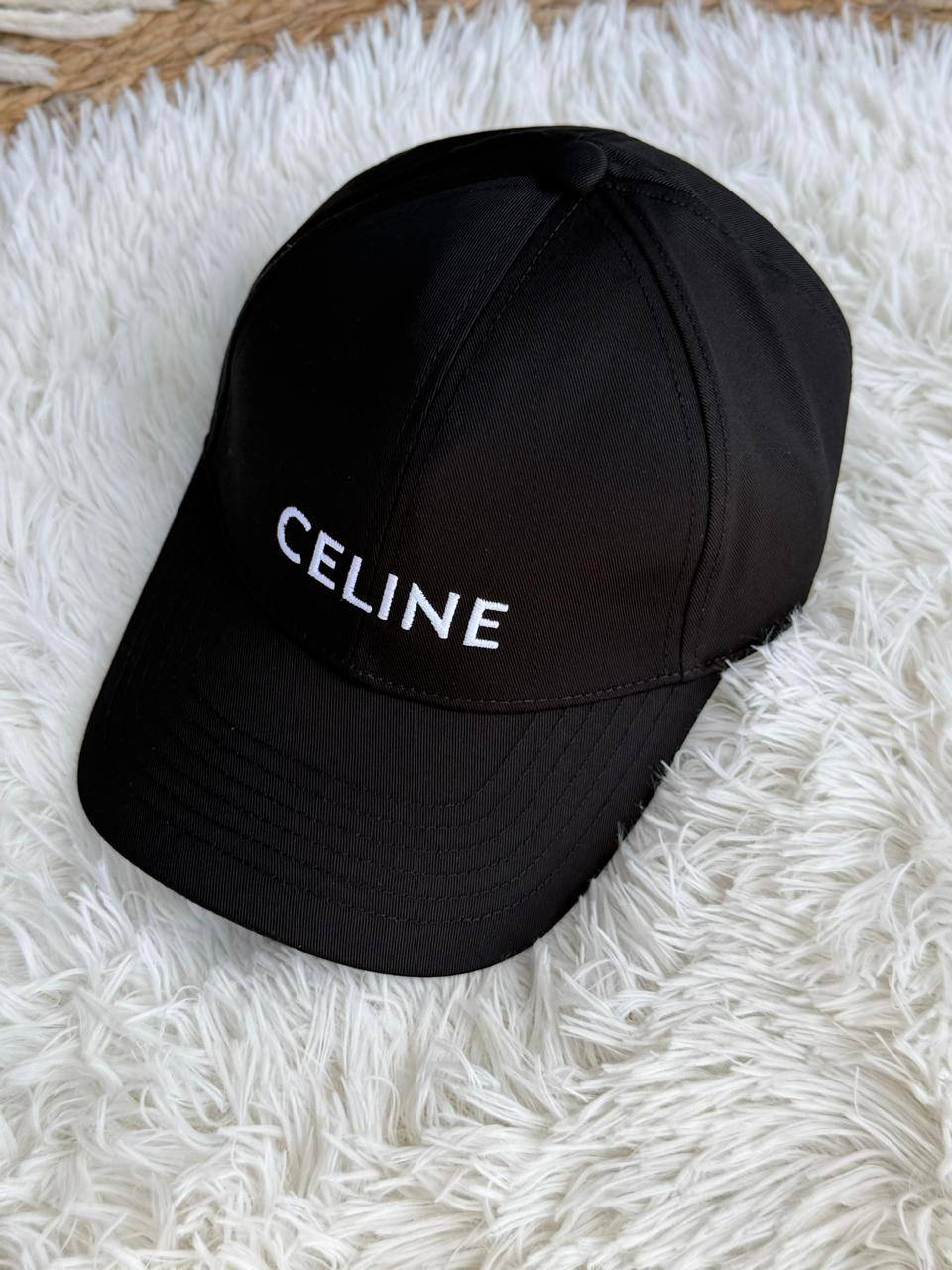 Ladies hats & caps Lilly Onlines