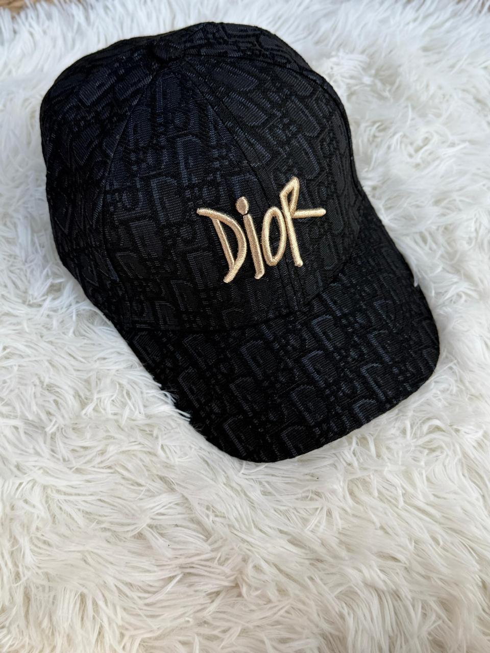Ladies hats & caps Lilly Onlines