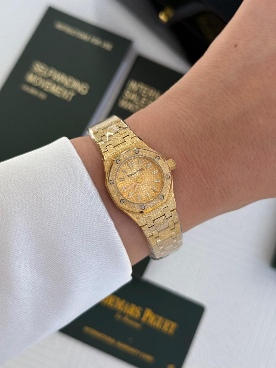 Ladies watches Lilly Onlines
