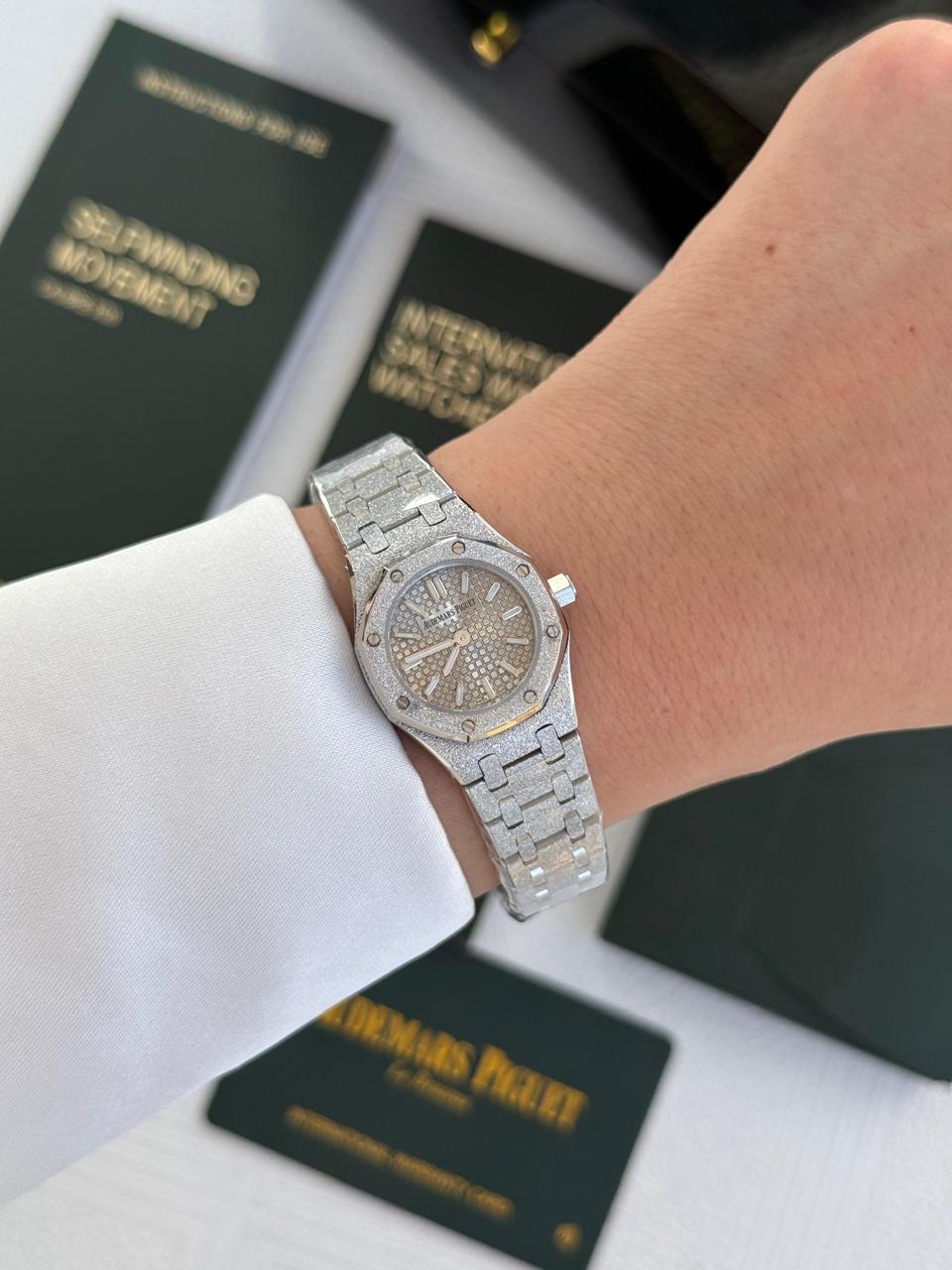 Ladies watches Lilly Onlines