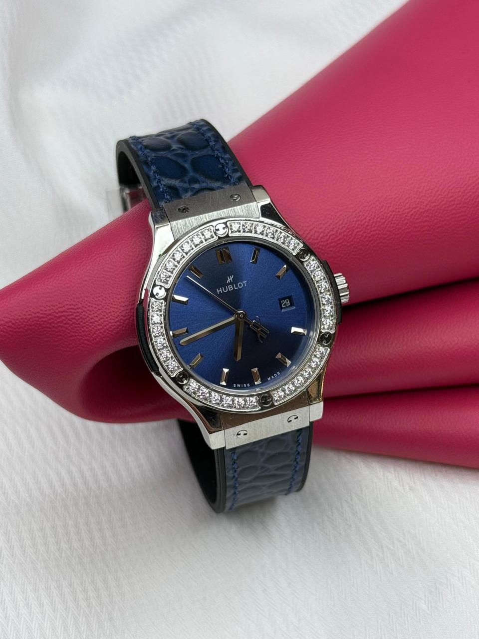 Ladies watches Lilly Onlines