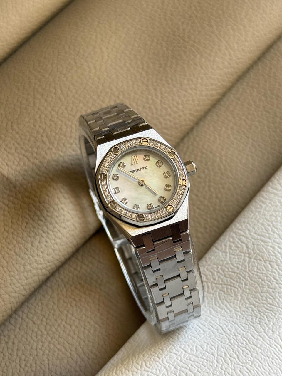 Ladies watches Lilly Onlines