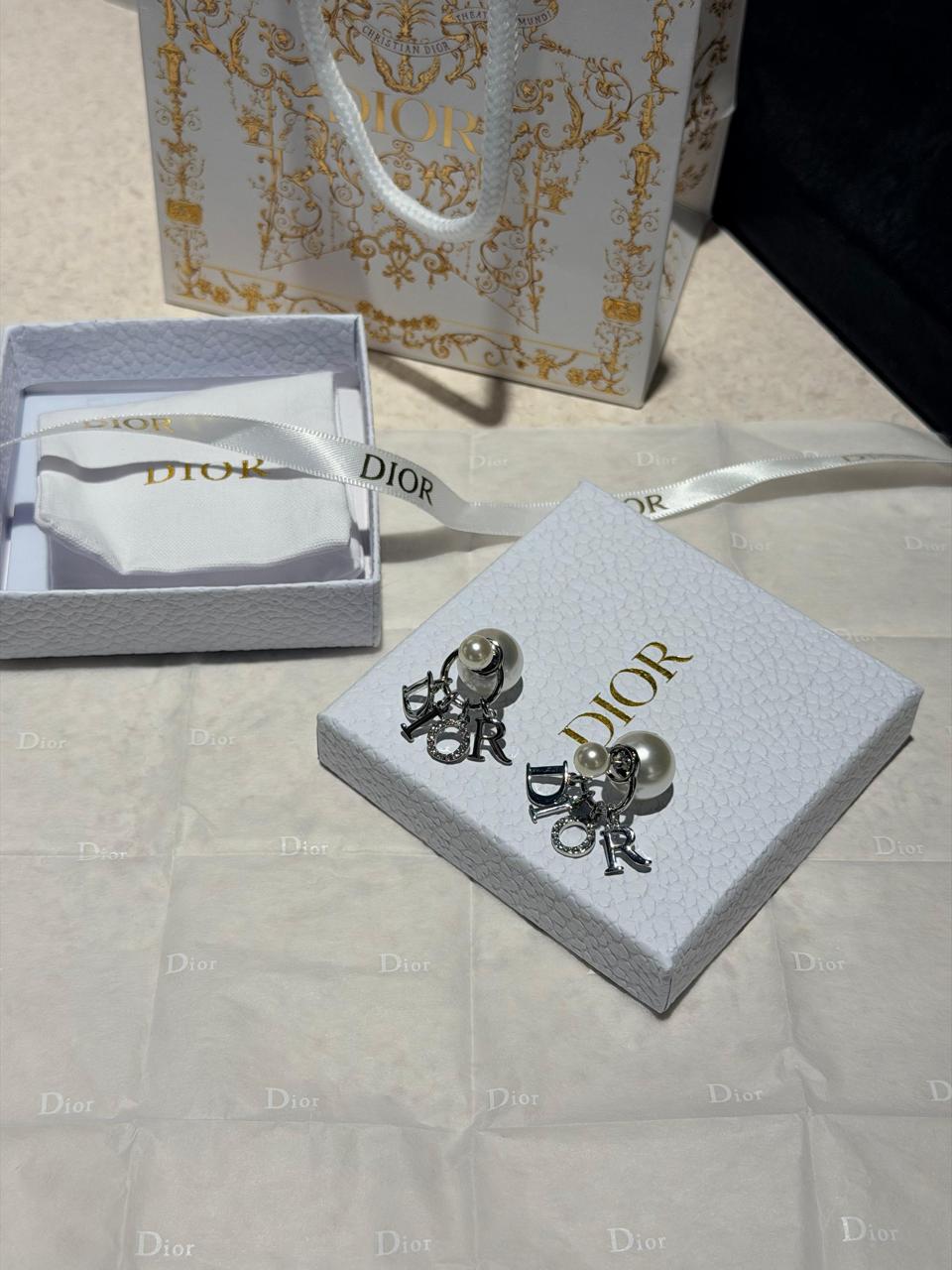 Ladies rings & earrings Lilly Onlines