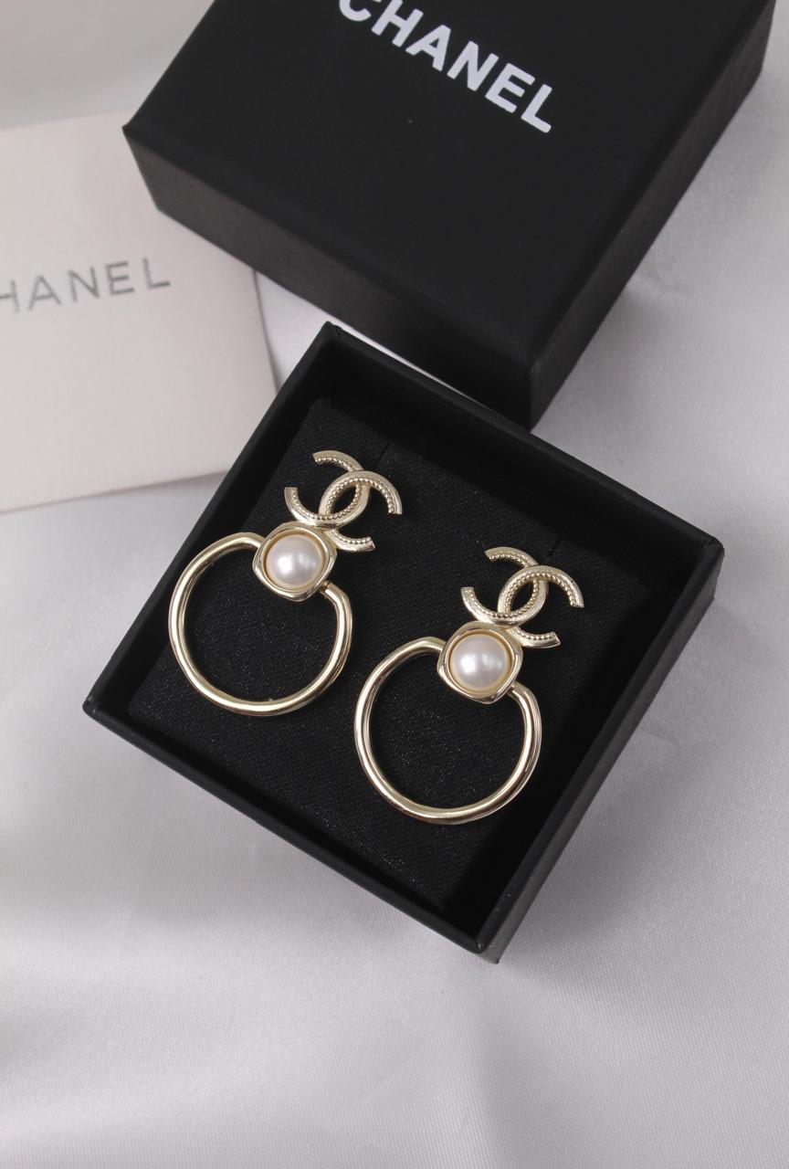 Ladies rings & earrings Lilly Onlines