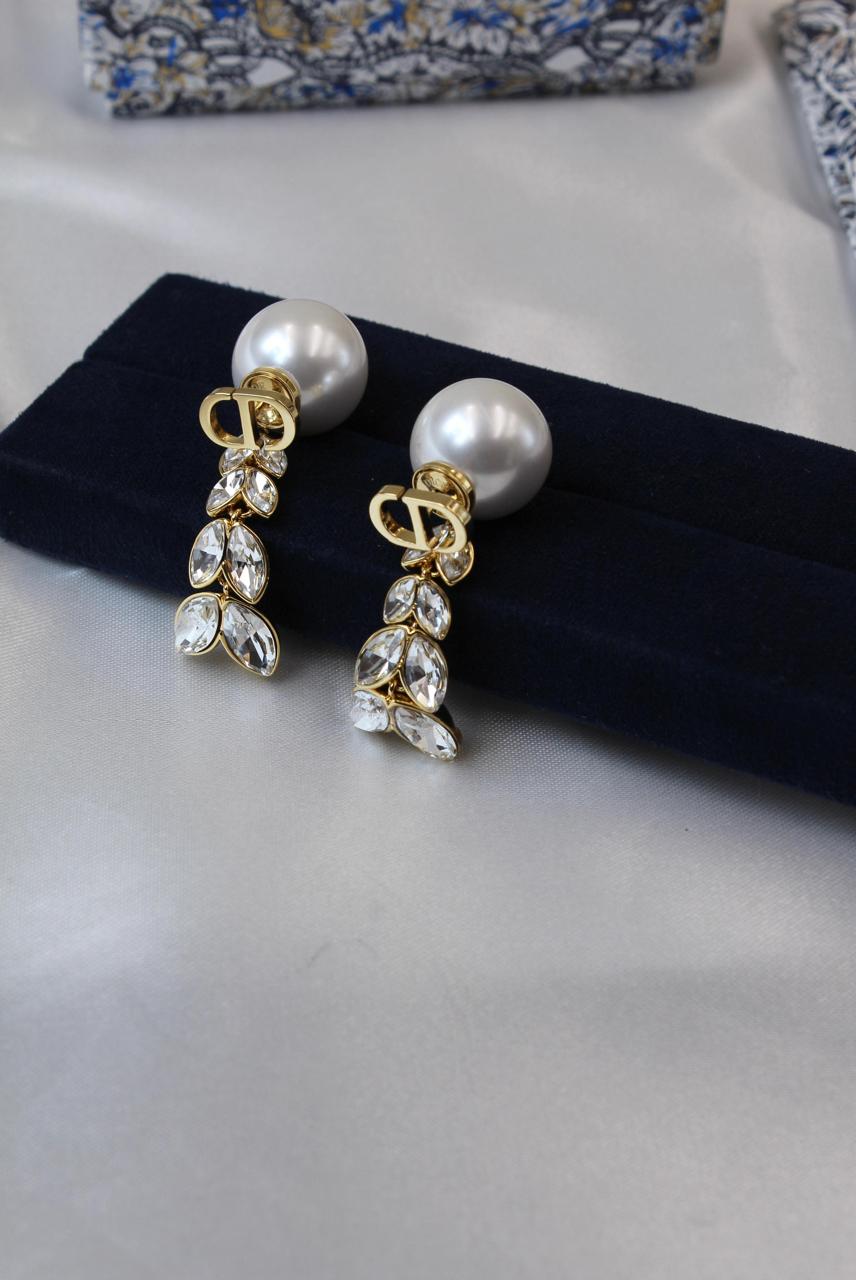 Ladies rings & earrings Lilly Onlines