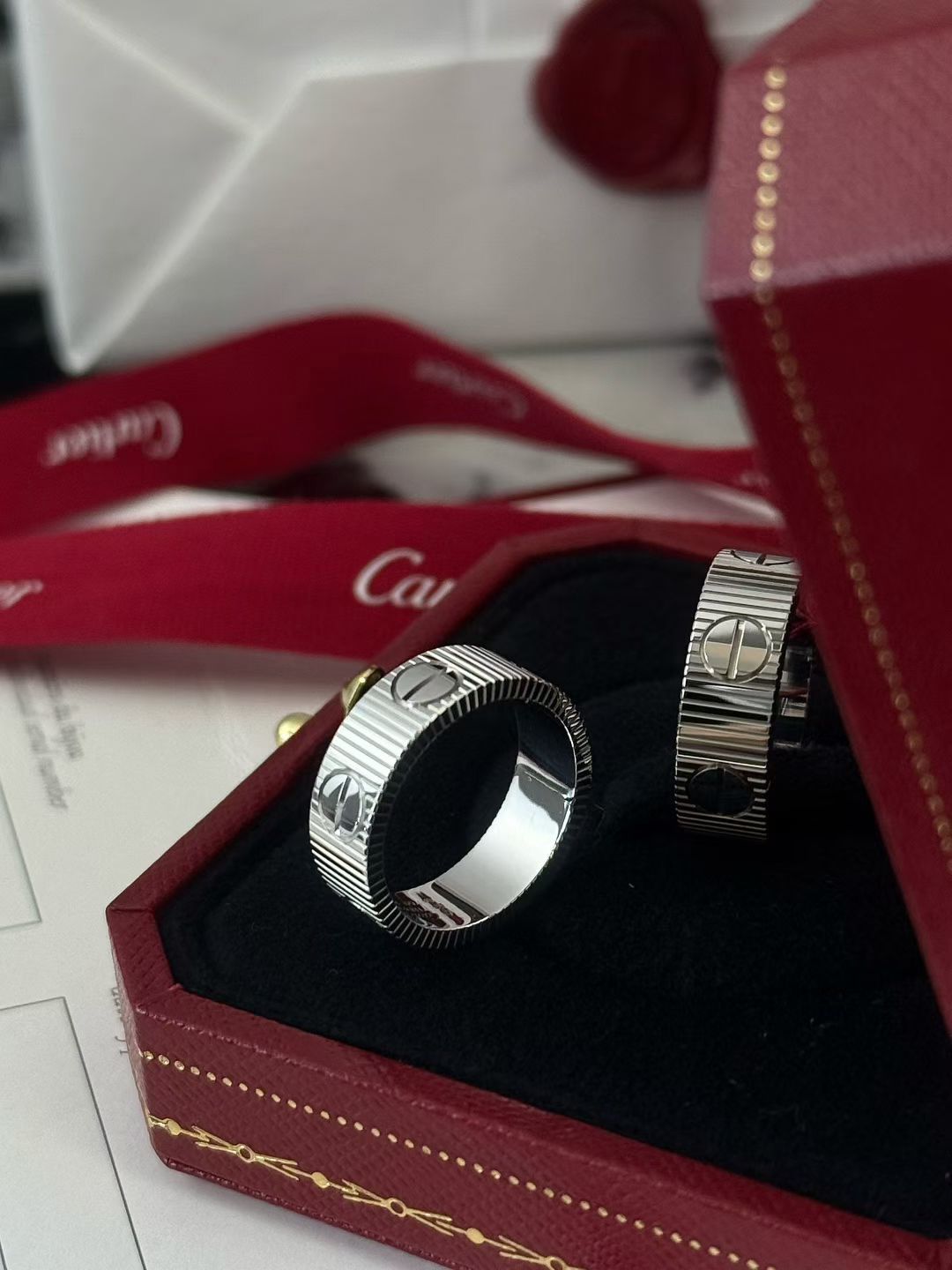 Ladies rings & earrings Lilly Onlines