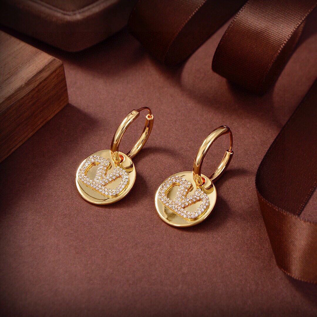 Ladies rings & earrings Lilly Onlines