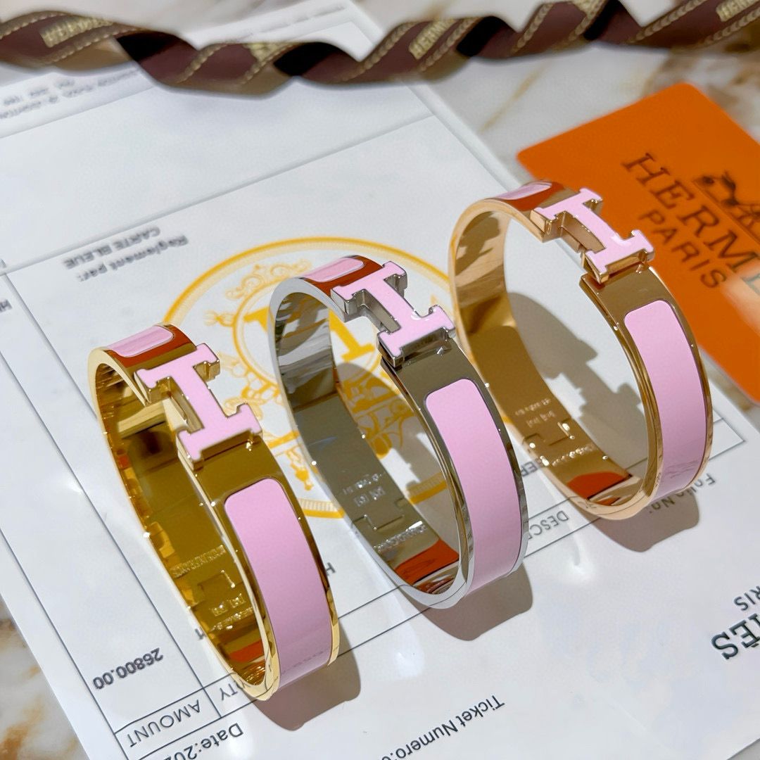 Ladies bracelets & brooches Lilly Onlines