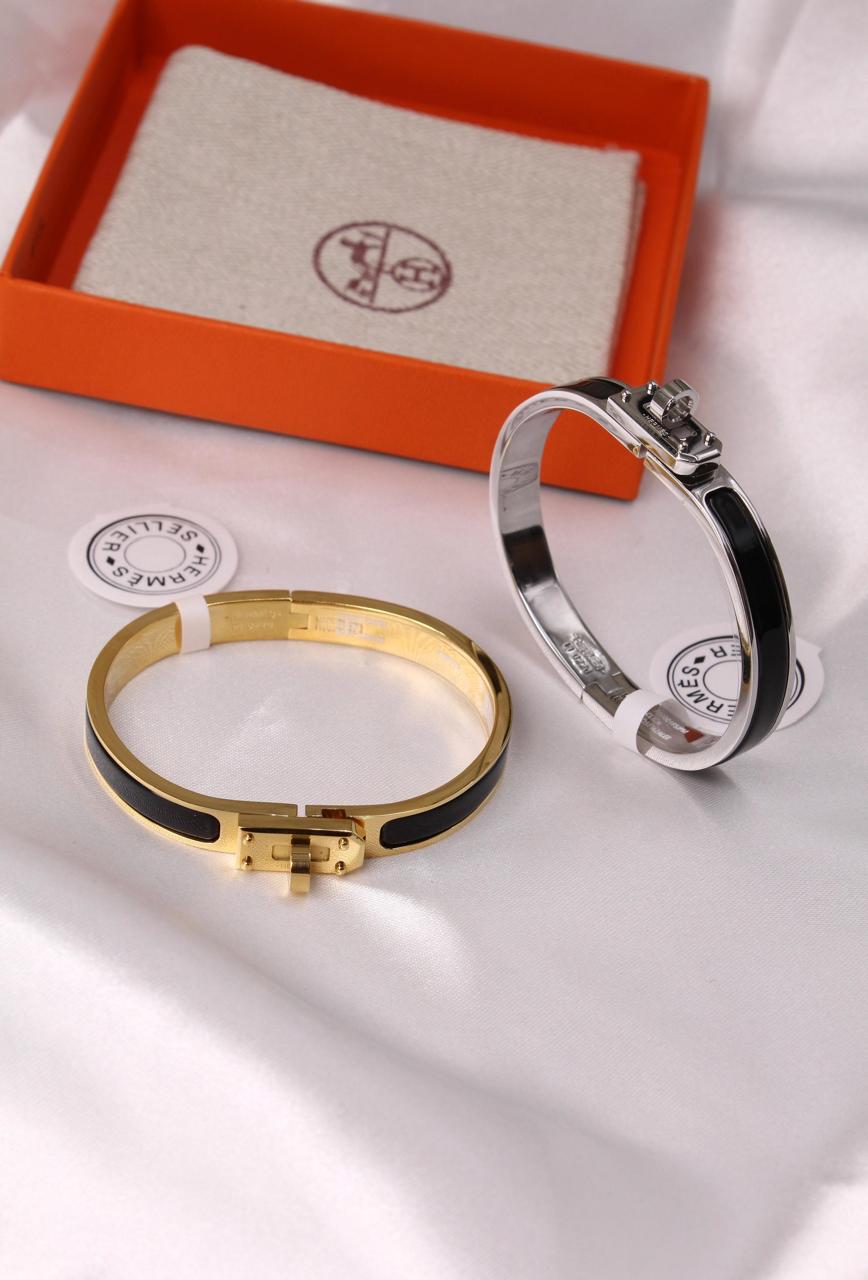 Ladies bracelets & brooches Lilly Onlines