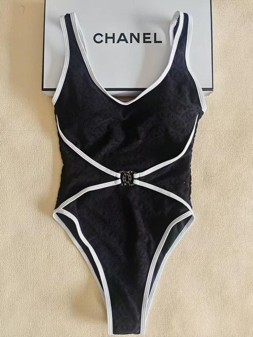 Ladies bikini and swimsuits Lilly Onlines