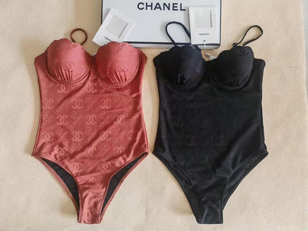 Ladies bikini and swimsuits Lilly Onlines