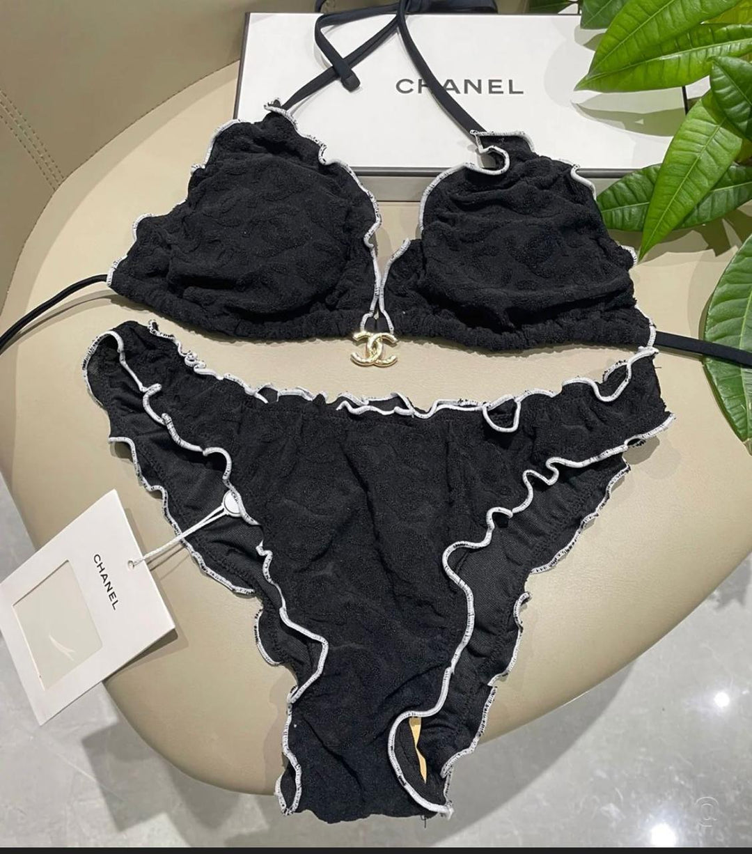 Ladies bikini and swimsuits Lilly Onlines