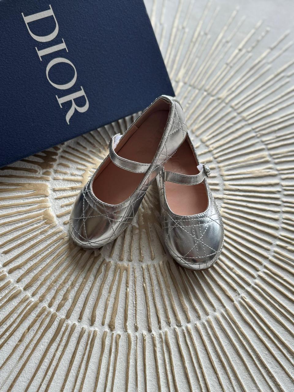 Kids shoes Lilly Onlines