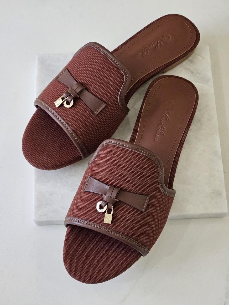 Ladies flats Lilly Onlines