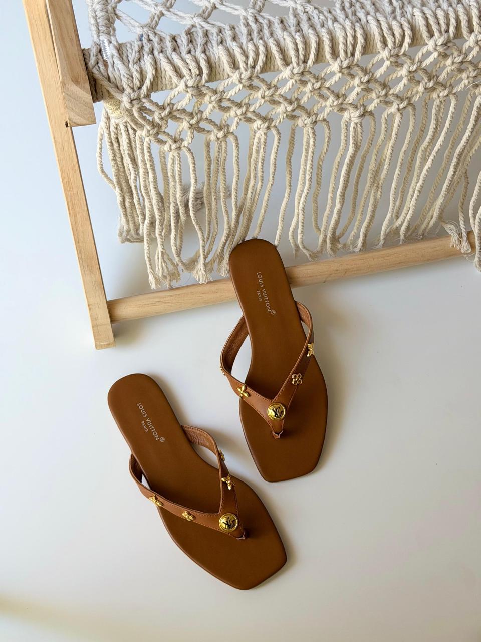 Ladies flats Lilly Onlines