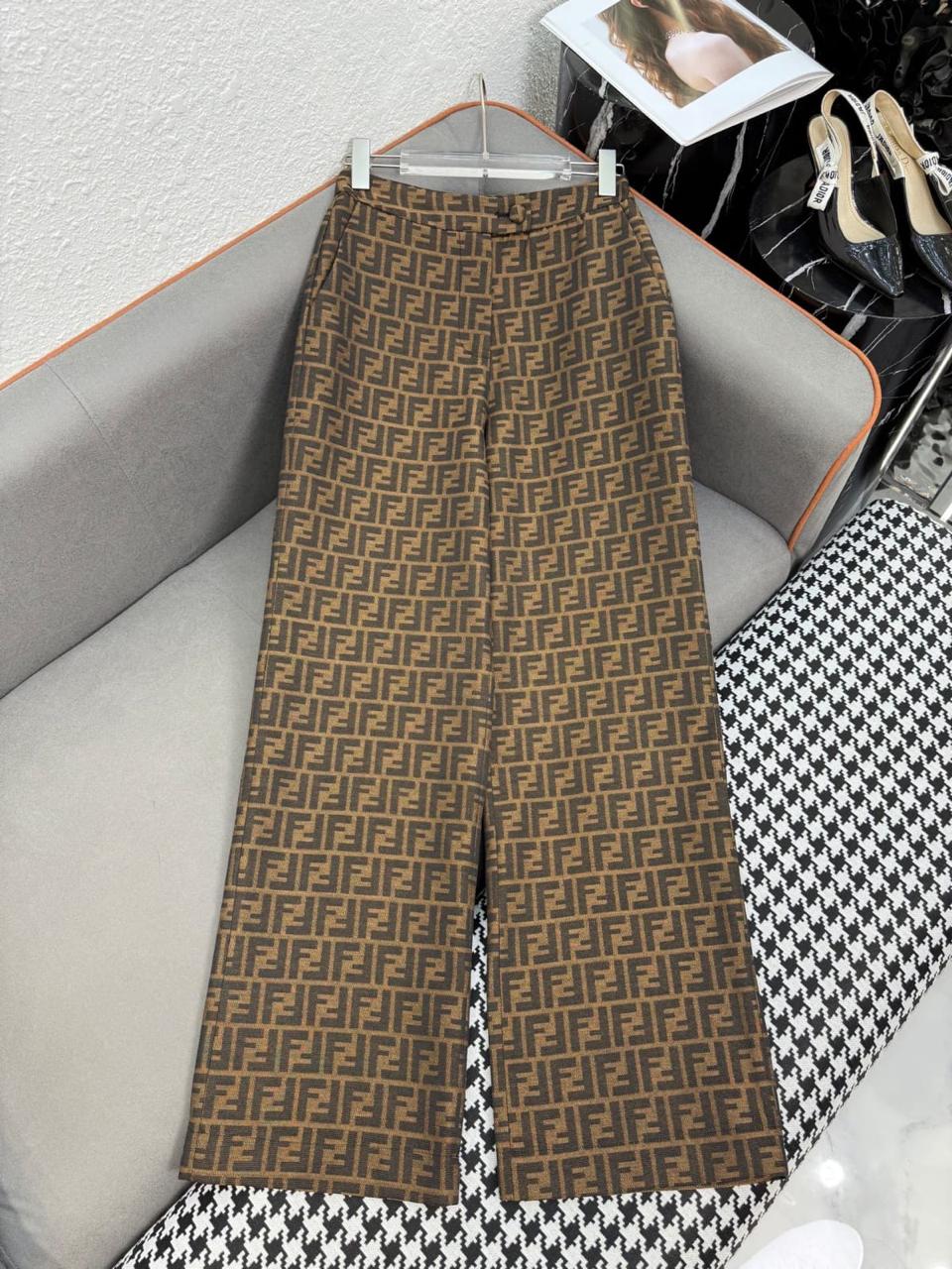 Ladies pants & shorts Lilly Onlines
