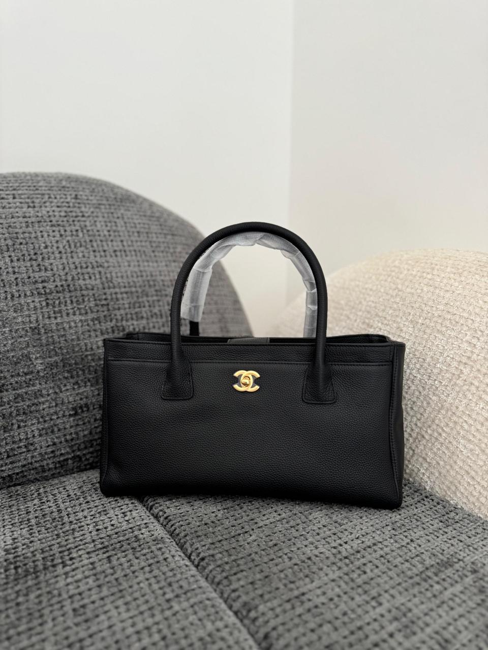 Ladies Chanel bags Lilly Onlines