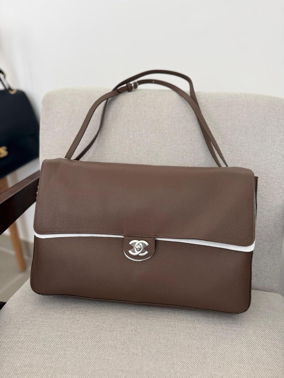 Ladies Chanel bags Lilly Onlines