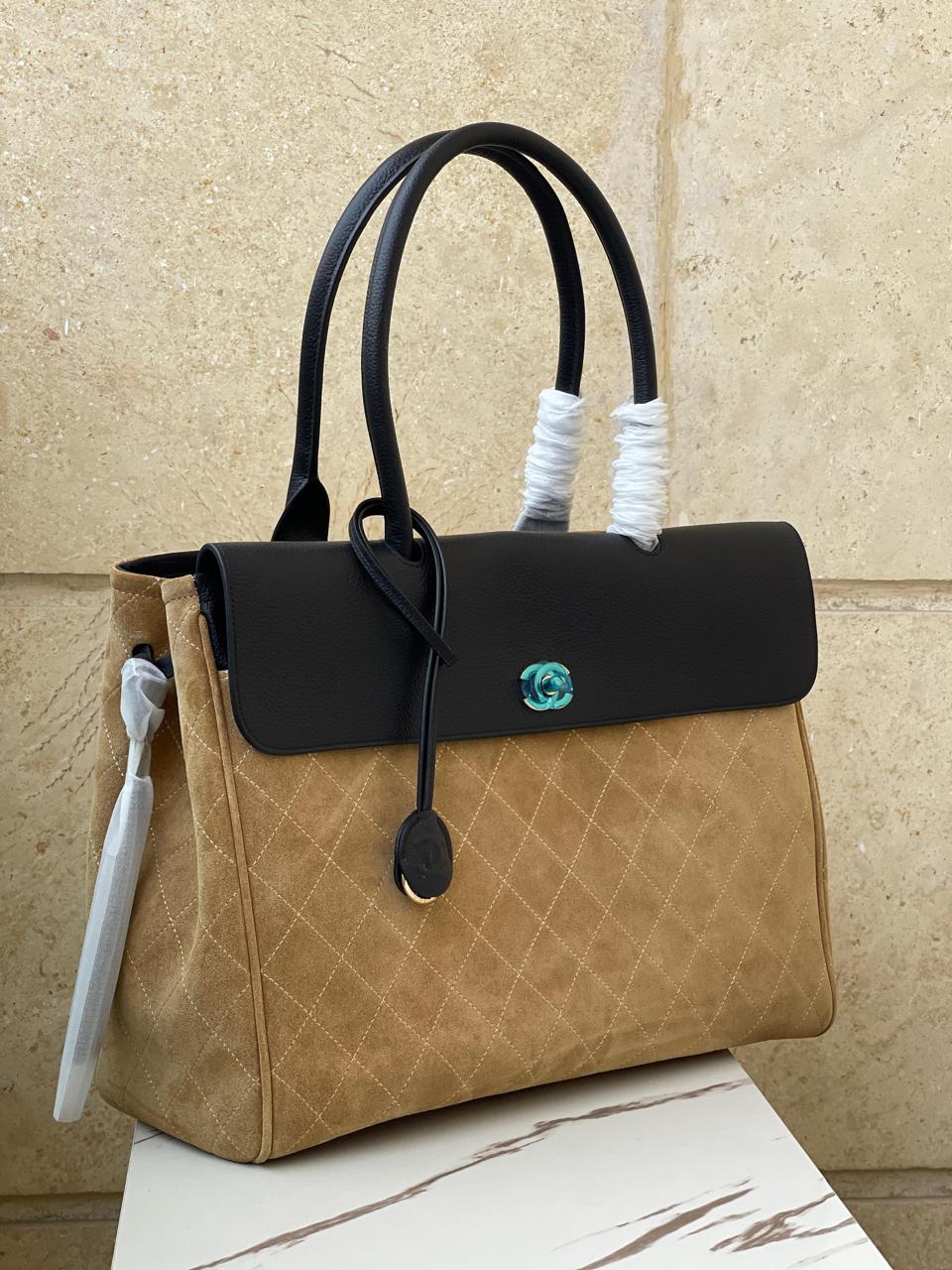 Ladies Chanel bags Lilly Onlines