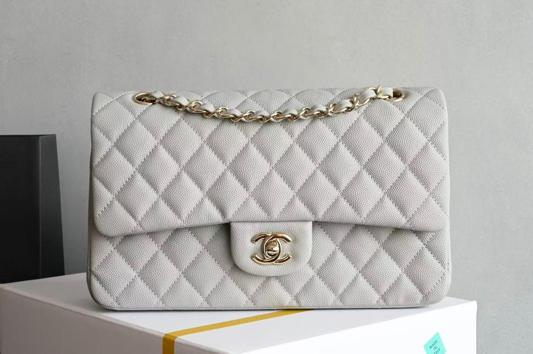Ladies Chanel bags Lilly Onlines