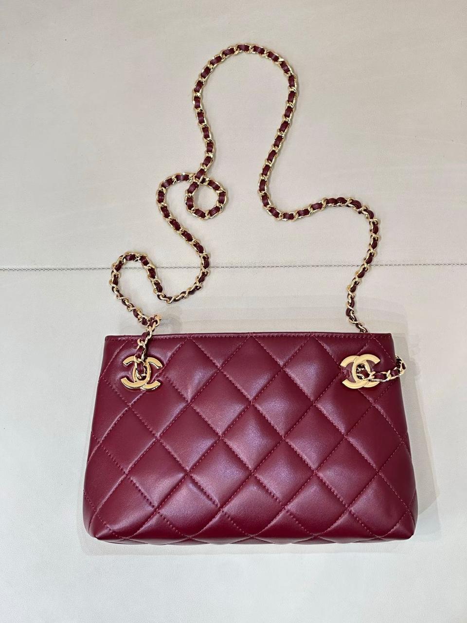 Ladies Chanel bags Lilly Onlines
