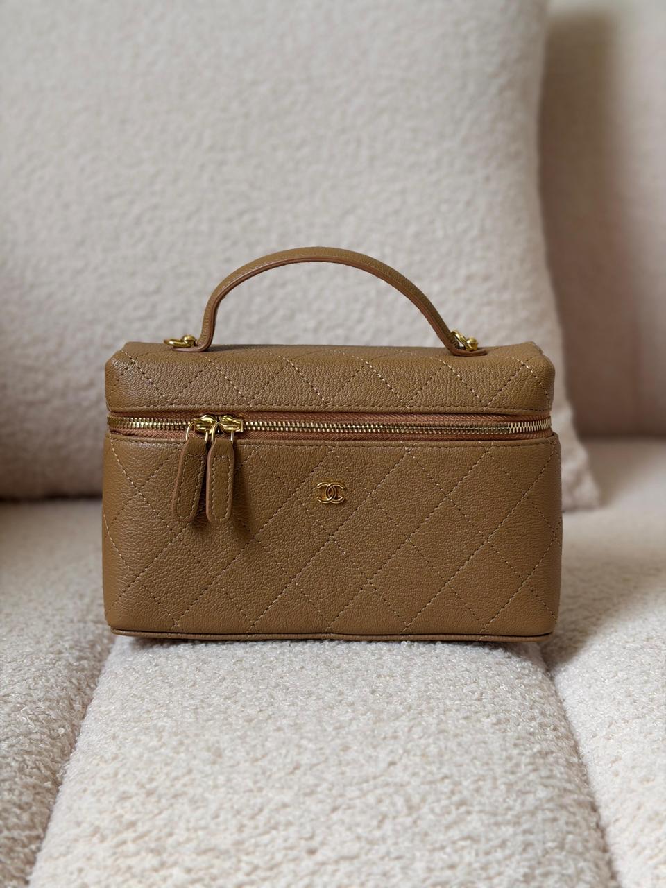 Ladies Chanel bags Lilly Onlines