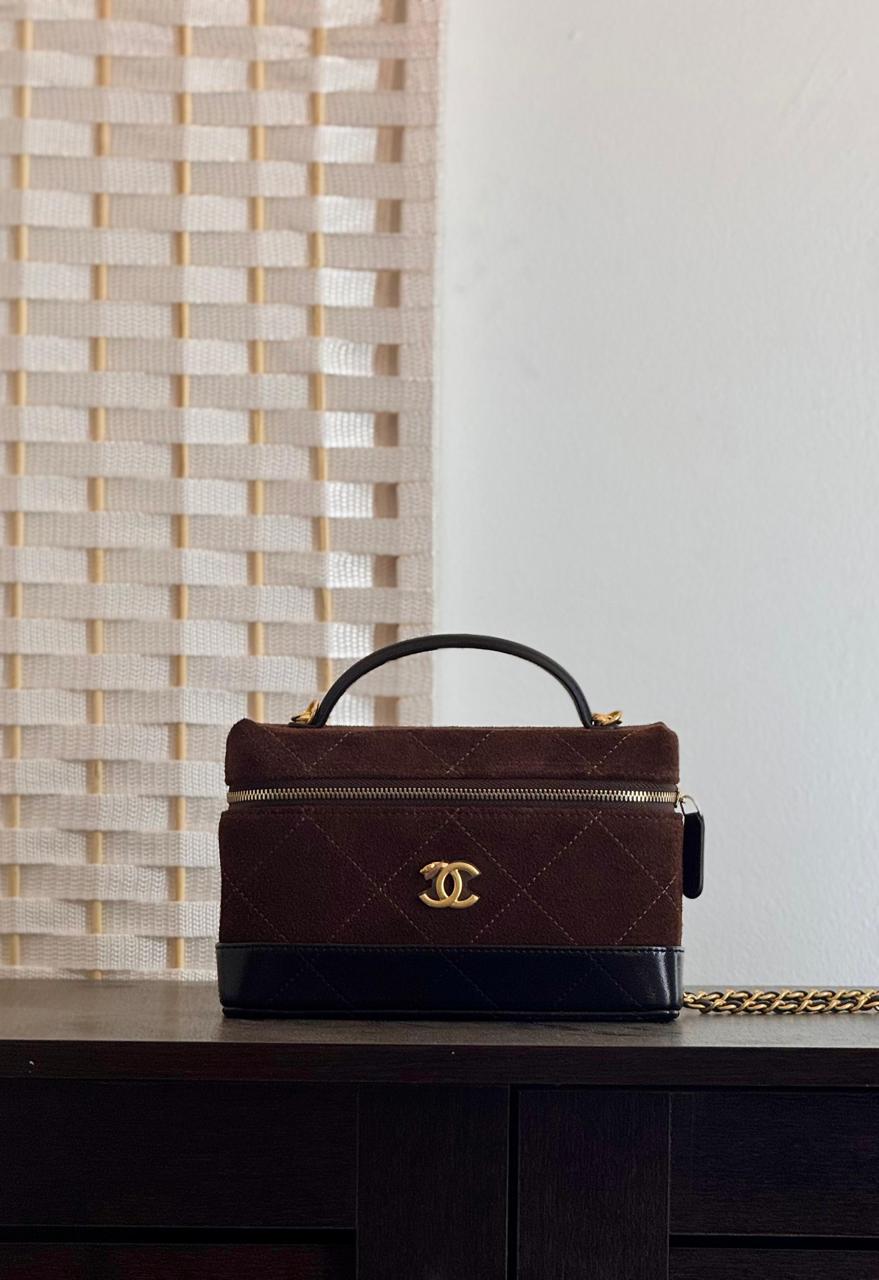 Ladies Chanel bags Lilly Onlines