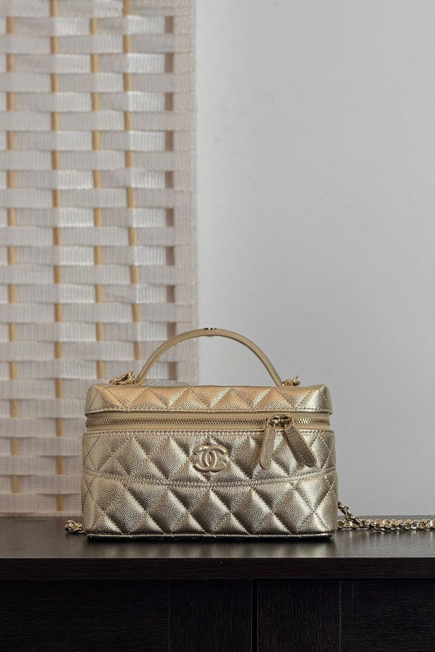 Ladies Chanel bags Lilly Onlines