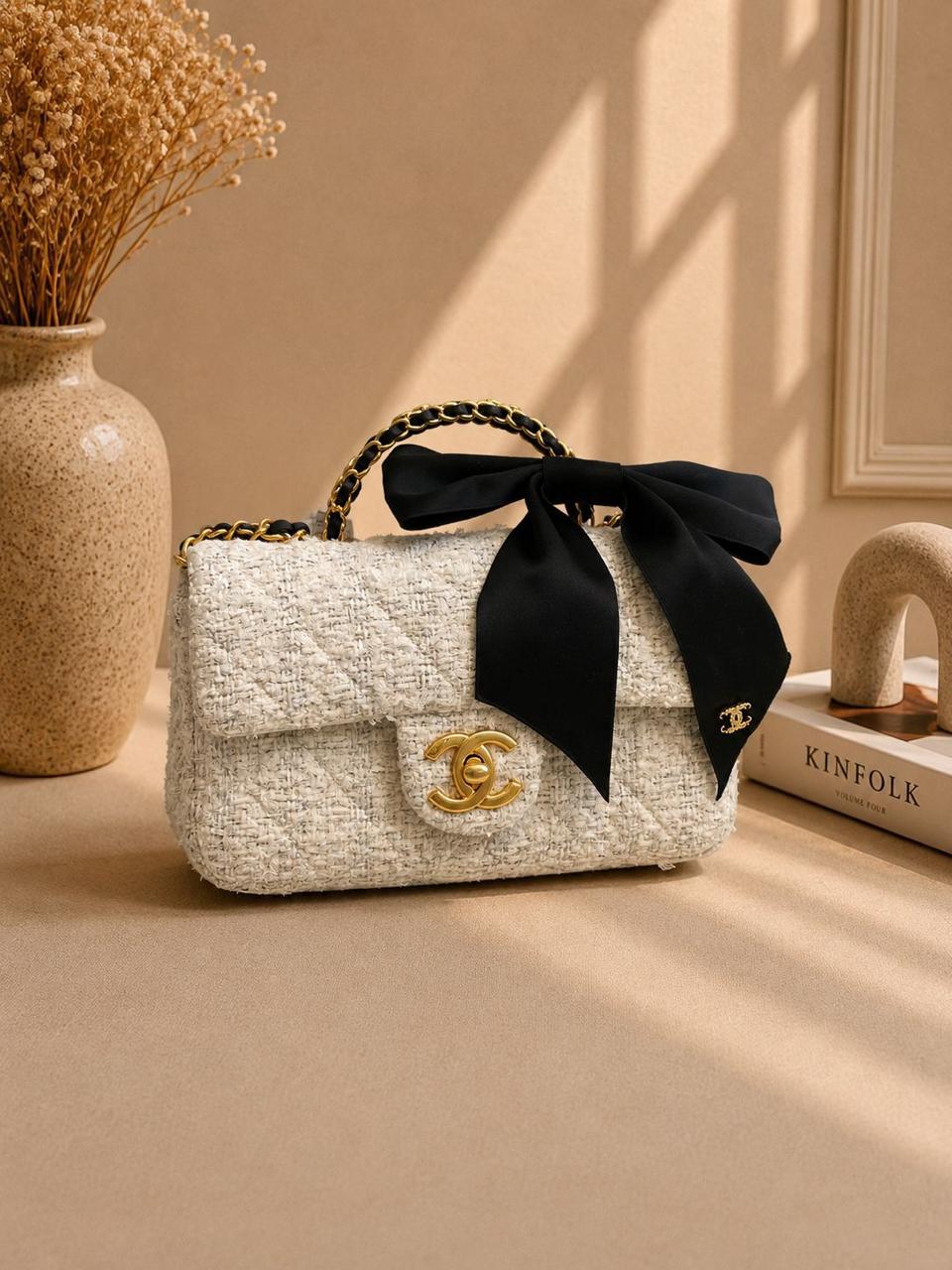 Ladies Chanel bags Lilly Onlines