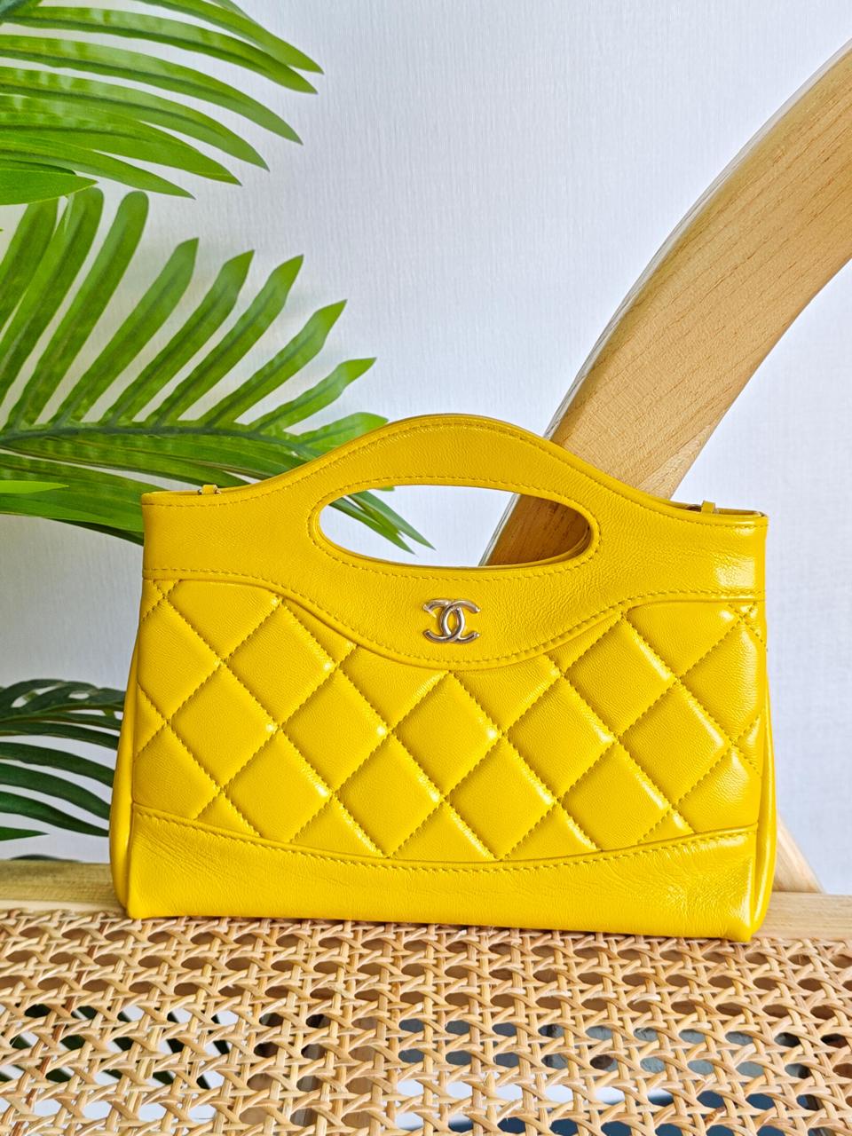 Ladies Chanel bags Lilly Onlines
