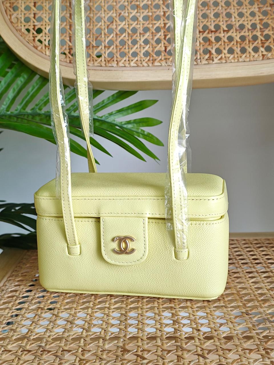 Ladies Chanel bags Lilly Onlines