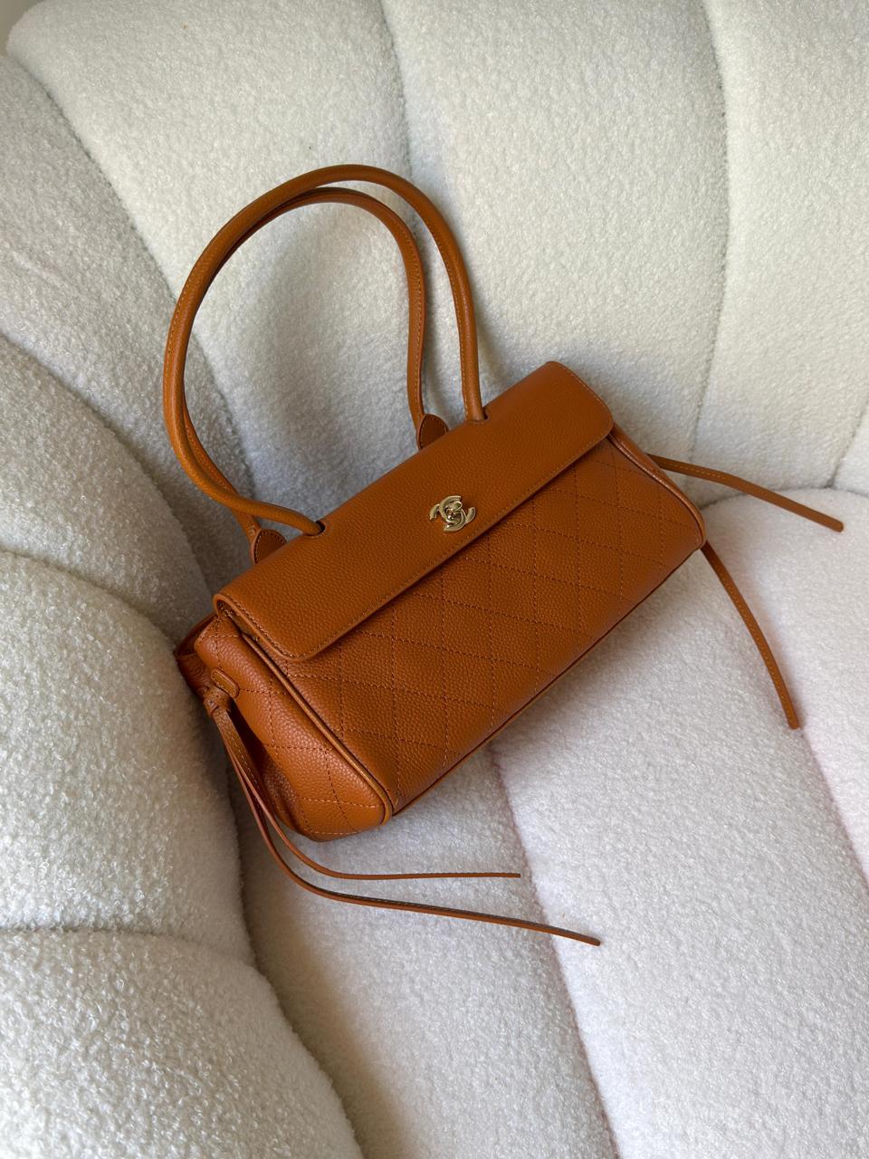 Ladies Chanel bags Lilly Onlines