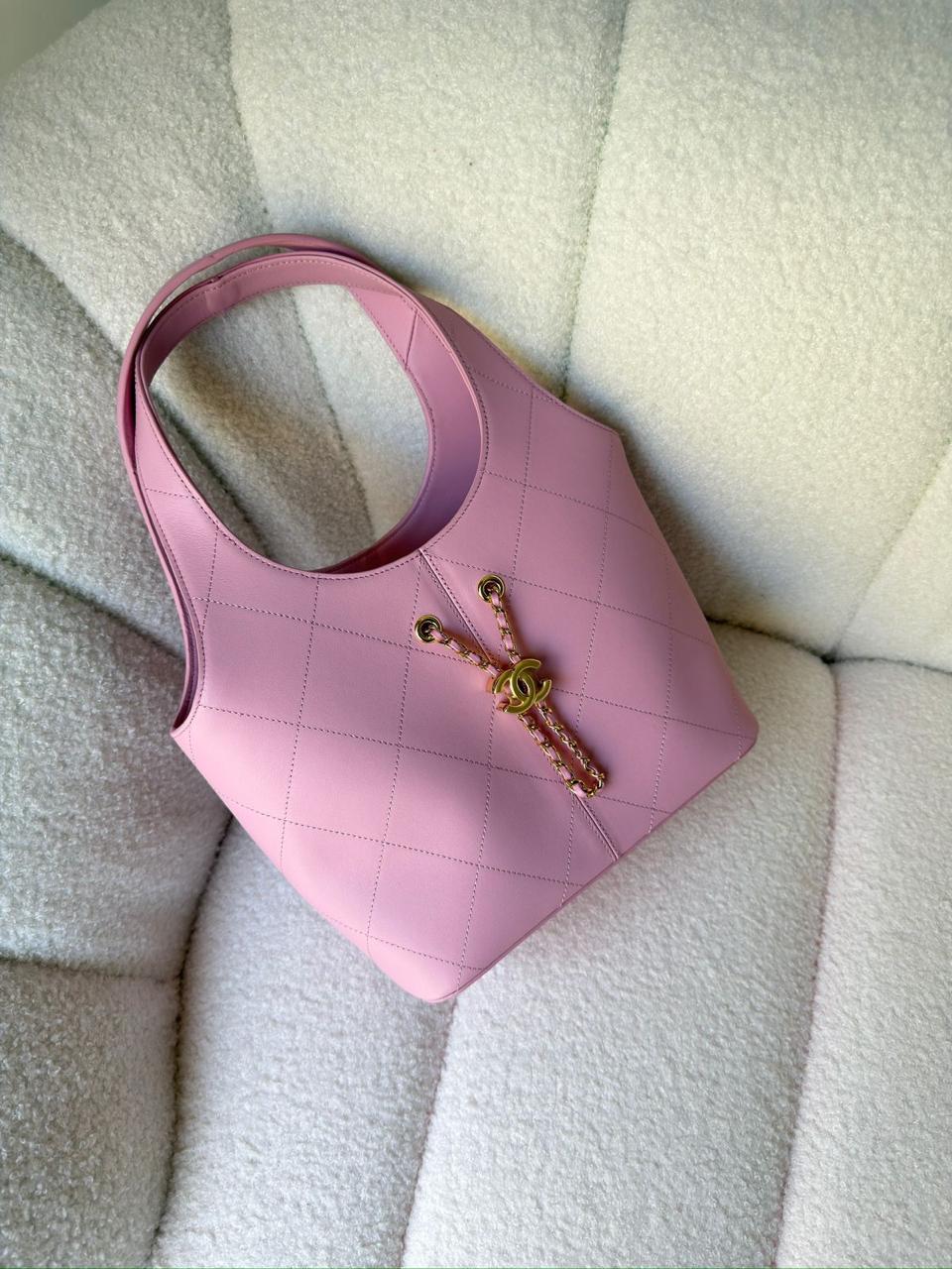 Ladies Chanel bags Lilly Onlines
