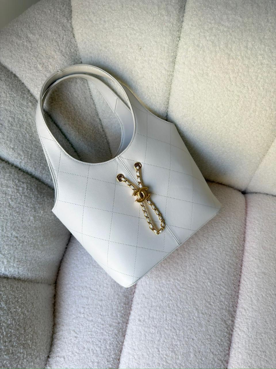 Ladies Chanel bags Lilly Onlines