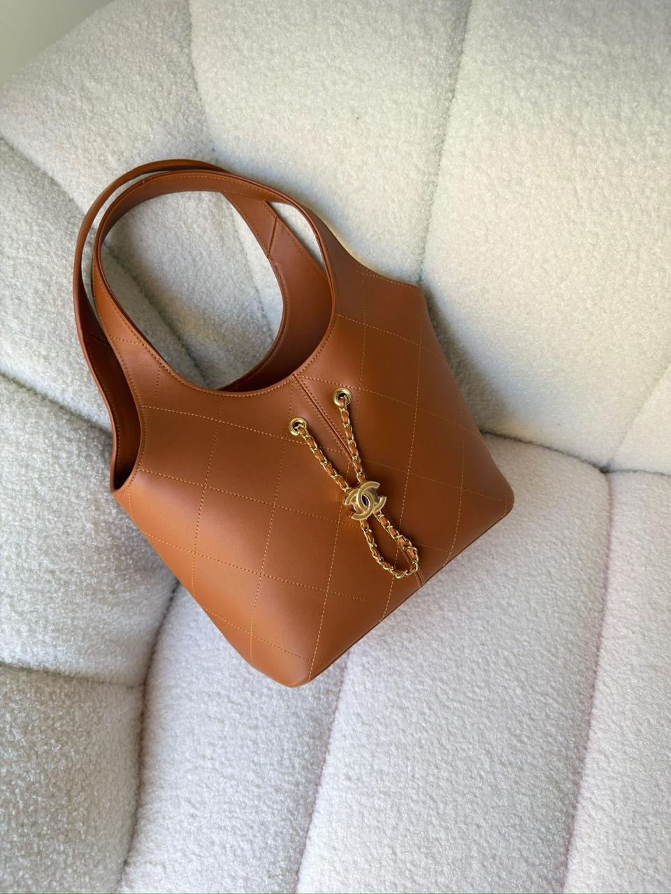 Ladies Chanel bags Lilly Onlines